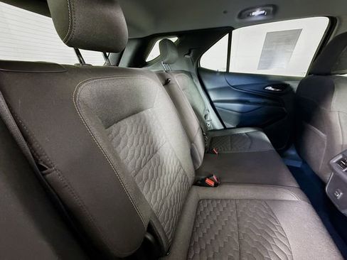 Used 2020 Chevrolet Equinox LT w/ Driver Convenience Package AWD/4WD image 25