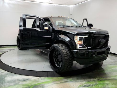 Used 2022 Ford F450 Platinum w/ FX4 Off-Road Package image 10