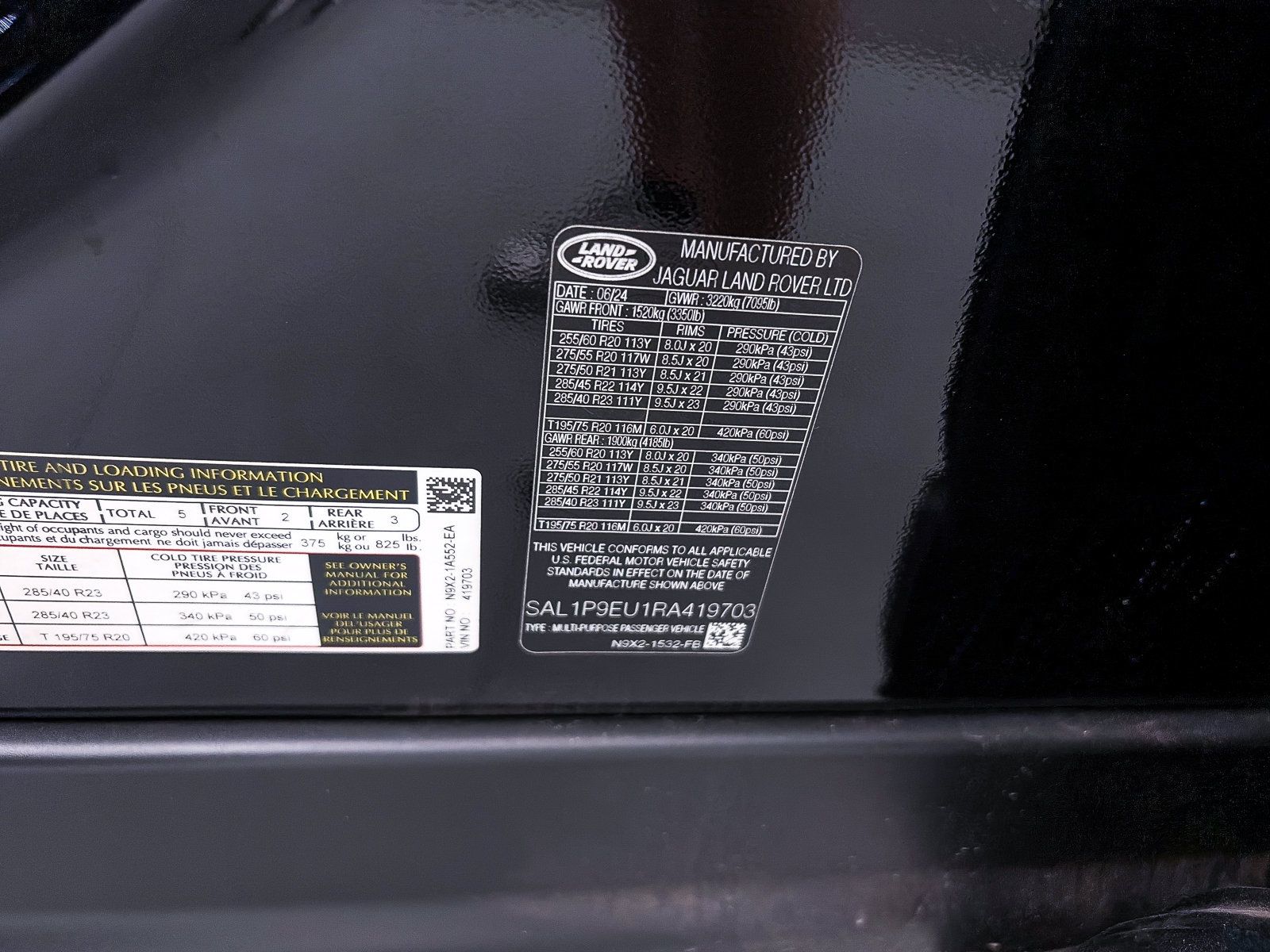 Used 2024 Land Rover Range Rover Sport SE AWD/4WD image 33