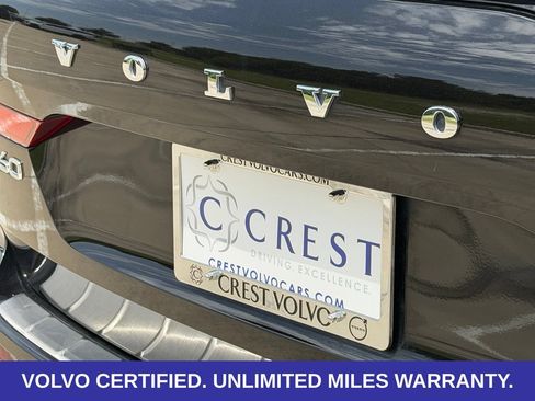 Certified 2023 Volvo XC60 B5 Plus w/ Climate Package AWD/4WD image 9