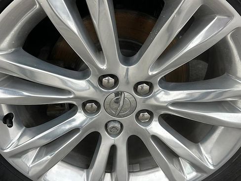 Used 2020 Chrysler 300 Touring L w/ Quick Order Package 2EF image 34