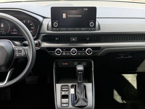 Used 2023 Honda CR-V LX image 14