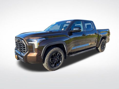 Used 2024 Toyota Tundra Limited w/ TRD Off-Road Package AWD/4WD image 7