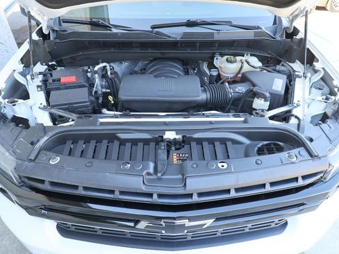 Used 2021 Chevrolet Silverado 1500 RST w/ Redline Edition AWD/4WD image 12