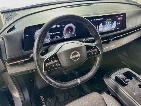 Used 2023 Nissan Ariya FWD image 22