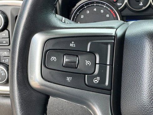 Used 2022 Chevrolet Silverado 1500 LT Trail Boss w/ LPO, Dark Essentials Package image 18