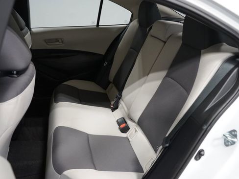 Certified 2025 Toyota Corolla LE image 26