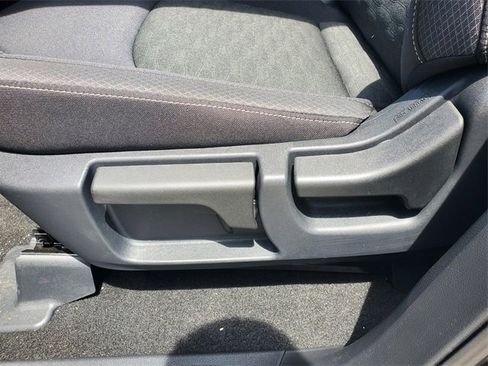 New 2025 Nissan Pathfinder S image 24