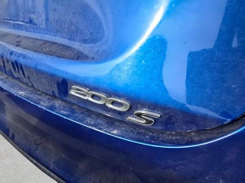 Used 2015 Chrysler 200 S w/ Comfort Group image 17