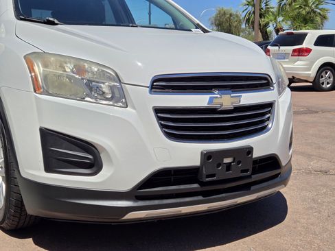 Used 2016 Chevrolet Trax LT w/ LT Convenience Package FWD image 5