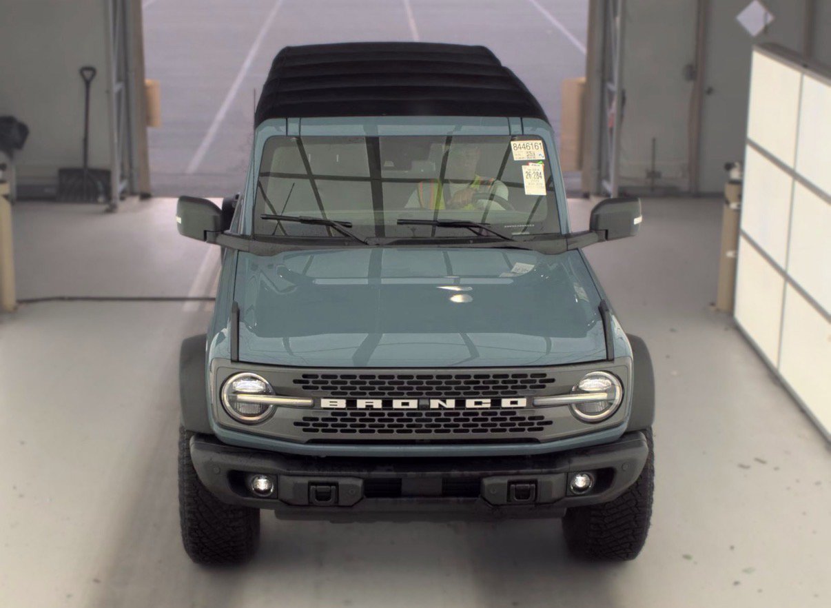Used 2023 Ford Bronco Badlands w/ Sasquatch Package AWD/4WD image 2