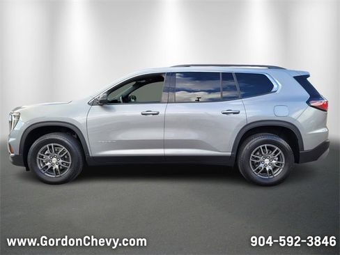Used 2025 GMC Acadia Elevation image 2