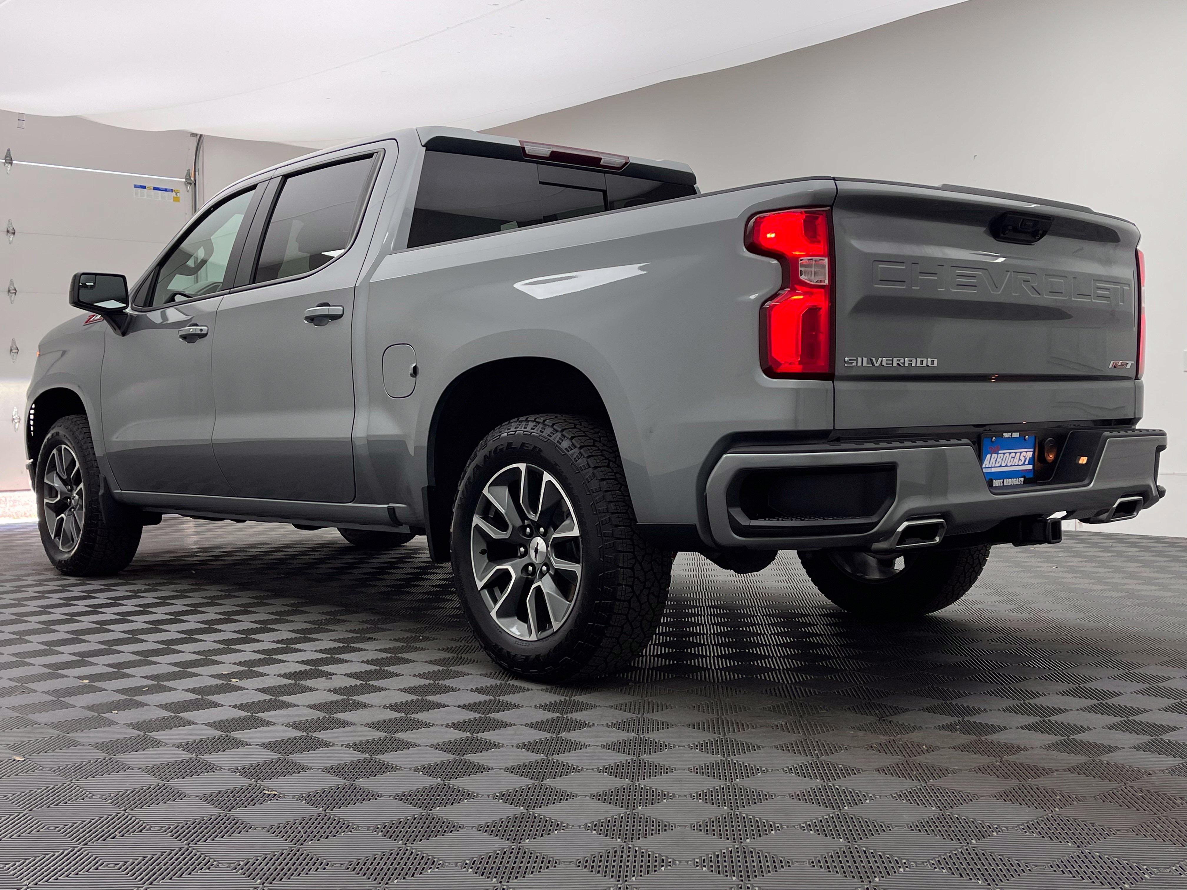 Used 2024 Chevrolet Silverado 1500 RST AWD/4WD image 10