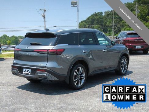 Used 2022 INFINITI QX60 Luxe w/ Performance Audio Package image 3