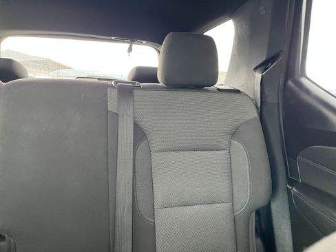 Used 2023 Chevrolet Traverse LT FWD image 38
