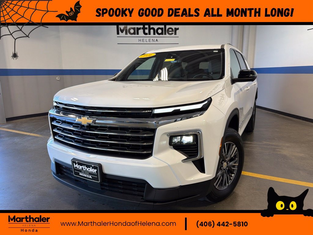 Used 2026 Chevrolet Traverse LT w/ Driver Confidence Package AWD/4WD image 1