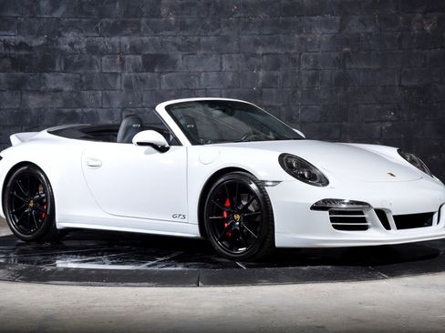 Used 2016 Porsche 911 Carrera 4 GTS AWD/4WD image 11