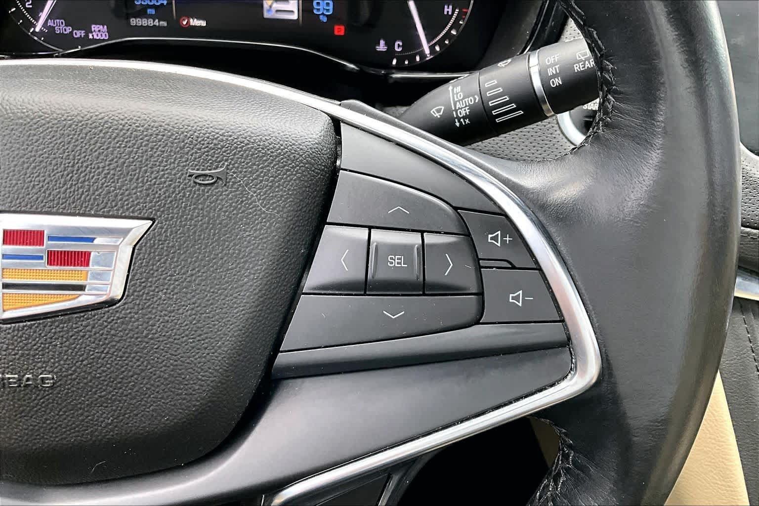 Used 2019 Cadillac XT5 FWD image 25