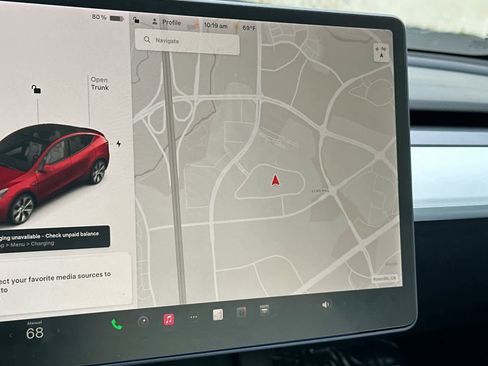 Used 2021 Tesla Model Y Long Range image 21