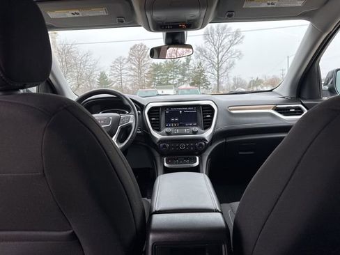 Used 2023 GMC Acadia SLE w/ Driver Convenience Package image 28