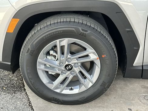 Used 2026 Hyundai Tucson SE FWD image 11