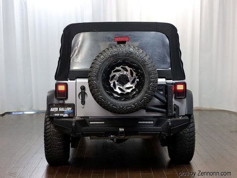 Used 2016 Jeep Wrangler Unlimited Sport w/ Quick Order Package 24S AWD/4WD image 8