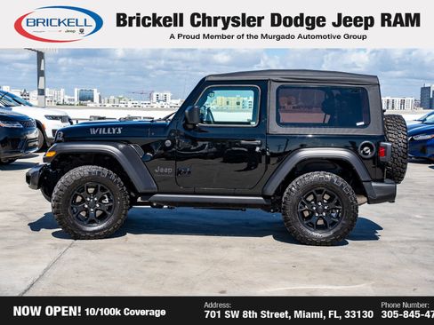 Used 2023 Jeep Wrangler Willys image 8