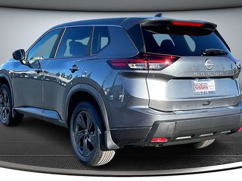 New 2026 Nissan Rogue SV FWD image 3