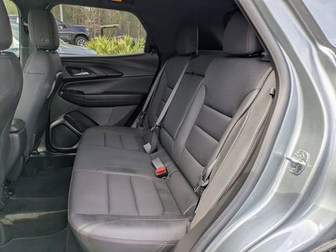 Used 2023 Chevrolet TrailBlazer RS w/ Sun and Liftgate Package image 15