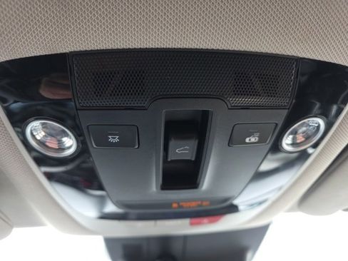 Used 2022 Kia Sorento SX image 25