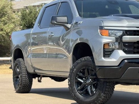 Used 2024 Chevrolet Silverado 1500 Custom Trail Boss AWD/4WD image 3