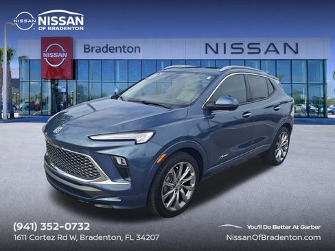 Used 2024 Buick Encore GX Avenir w/ Avenir Technology Package FWD image 1