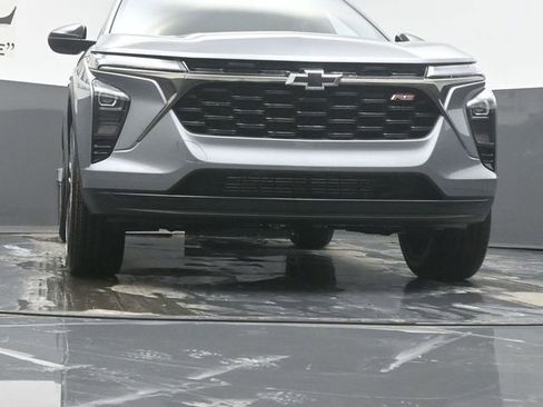 New 2026 Chevrolet Trax RS image 3