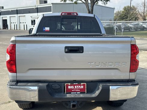 Used 2019 Toyota Tundra SR image 9