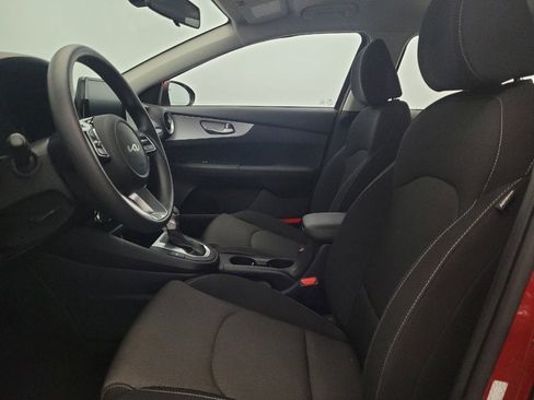 Used 2023 Kia Forte LXS w/ LXS Technology Package FWD image 17
