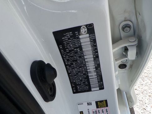 Used 2021 Toyota Corolla SE w/ Carpet Mat Package (TMS) image 45