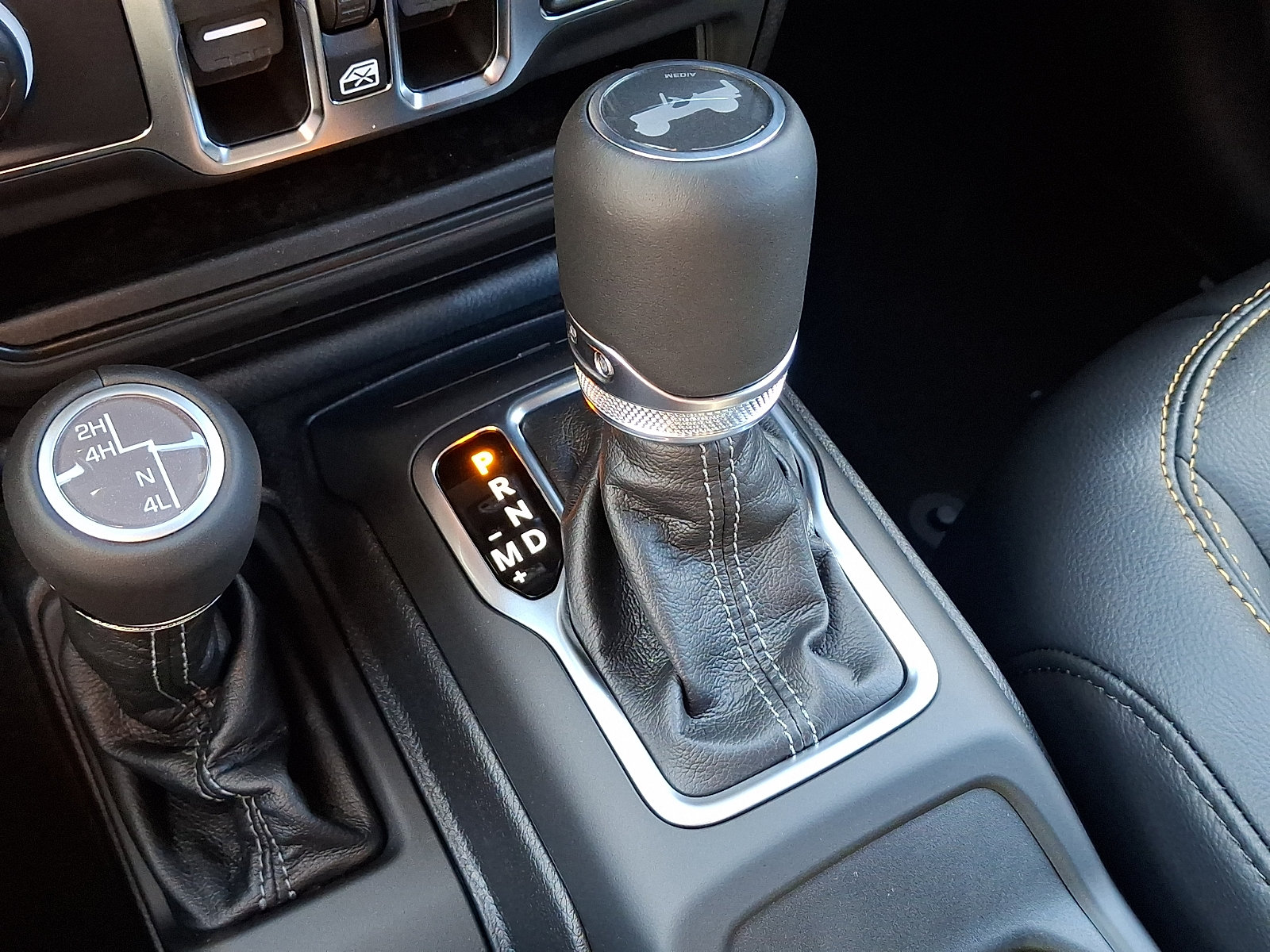 New 2027 Jeep Wrangler Unlimited Sahara AWD/4WD image 10