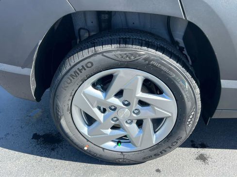 Certified 2026 Hyundai Kona SE AWD/4WD image 15