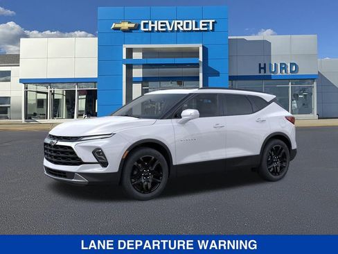 New 2025 Chevrolet Blazer LT w/ Sound & Technology Package image 3