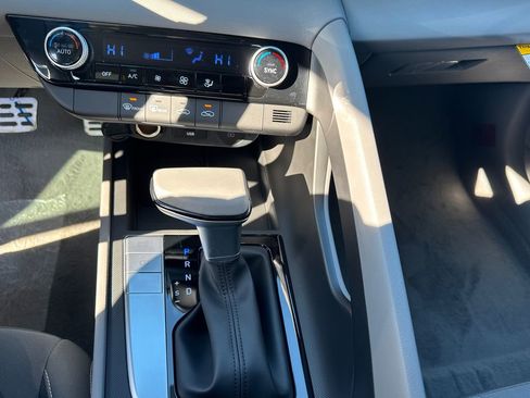 New 2026 Hyundai Elantra Sport image 19