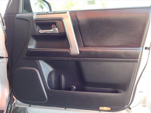 Used 2016 Toyota 4Runner SR5 image 24