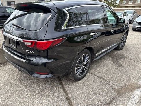 Used 2019 INFINITI QX60 Luxe w/ Sensory Package AWD/4WD image 3