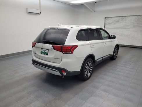 Used 2019 Mitsubishi Outlander ES AWD/4WD image 9