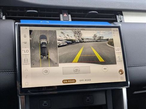 New 2026 Land Rover Discovery Sport Landmark image 13