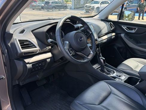 Used 2022 Subaru Forester Limited w/ Popular Package #3 AWD/4WD image 1