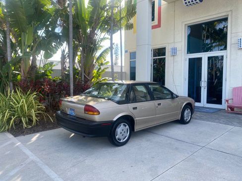 Used 1995 Saturn S-Series SL1 image 93