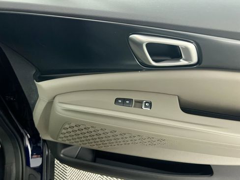 New 2026 Kia Carnival FWD image 32