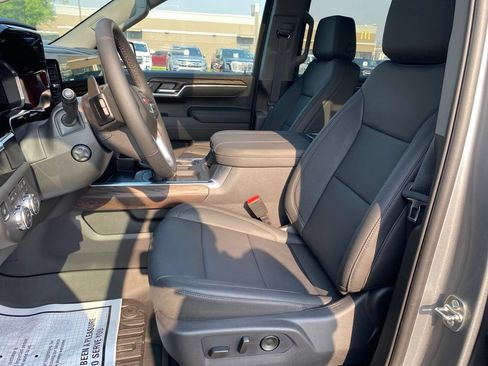 Used 2026 GMC Sierra 1500 SLT w/ SLT Premium Package AWD/4WD image 13