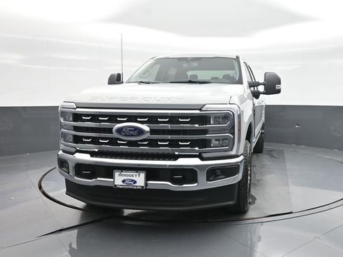 New 2026 Ford F250 XLT image 17