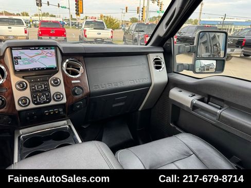 Used 2015 Ford F250 Lariat w/ Lariat Ultimate Package image 51